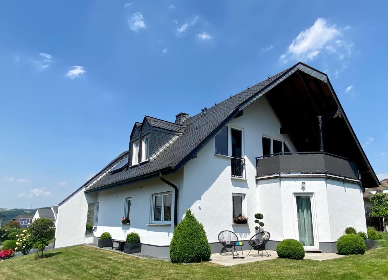Ferienwohnung Auf Der Moselhoehe - Naehe Koblenz Und Cochem ديبليخ المظهر الخارجي الصورة